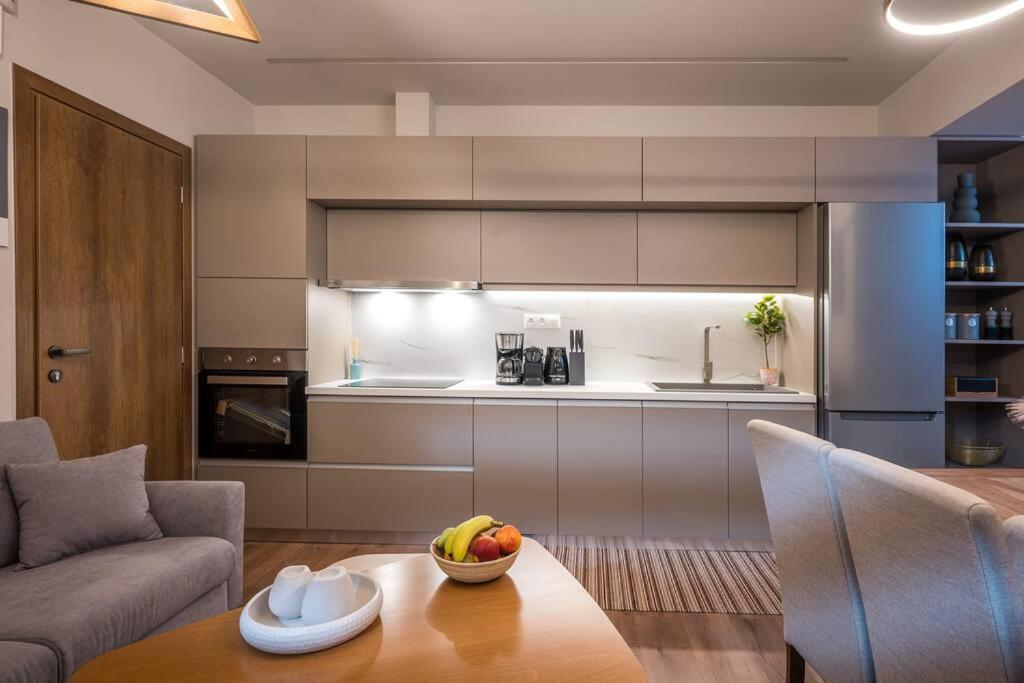 Amalia'S Luxury Apartment 2 Heraklion Exterior foto